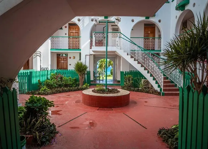 Apartment Cozy W/ocean View, Pool & Access Montego Bay